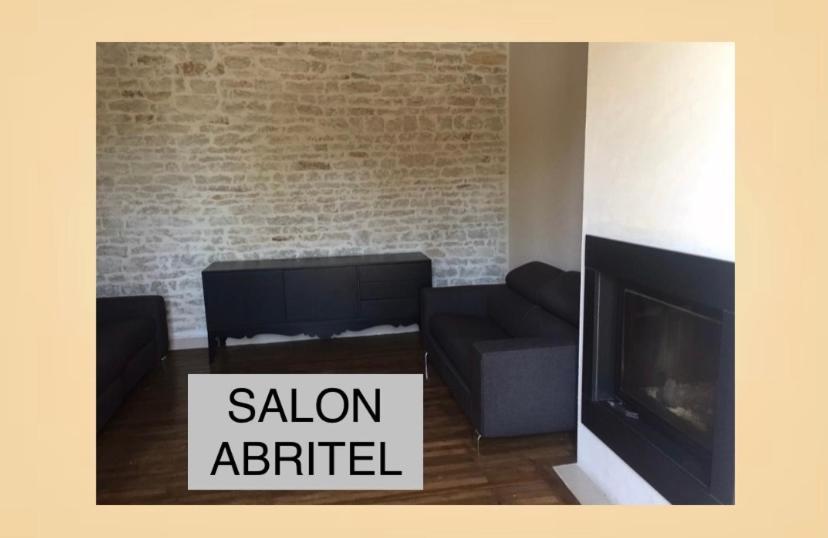 Maison De La Mare Aux Rainettes Location Vacances Standing Au Coeur Du Marais Poitevin - 3 Chambres - 6 Personnes La Celle-sous-Gouzon Exteriör bild